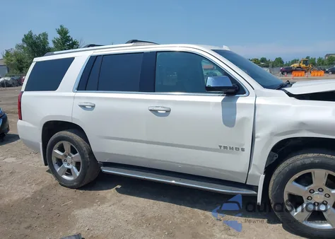 2017 Chevrolet Tahoe Premier z USA, uszkodzony, nr VIN 1GNSKCKC8HR246739